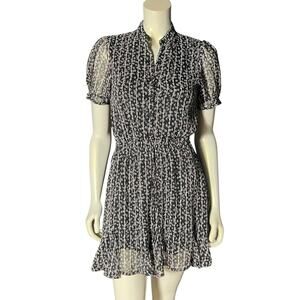 Trixxi  Size Small Floral Pattern Dress Black/White Short Sleeve Polyester